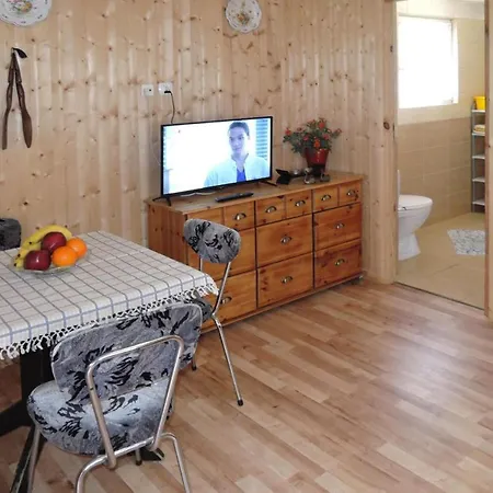 Nyaraló Cottage By The Lake In Wiselka Near The Sea *